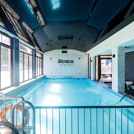 ベッド・アンド・ブレックファスト Stratos 3*