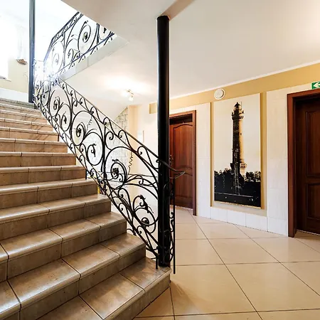 Stratos ベッド・アンド・ブレックファスト 3*