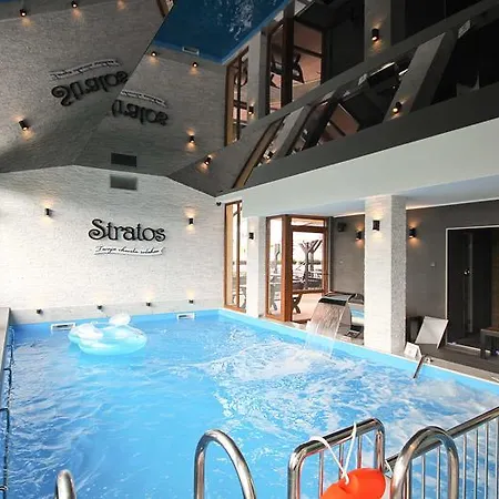 Stratos Nocleg ze śniadaniem 3*