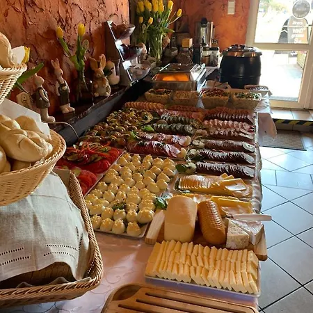 ベッド・アンド・ブレックファスト Stratos 3*