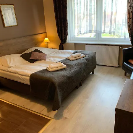 Stratos ベッド・アンド・ブレックファスト